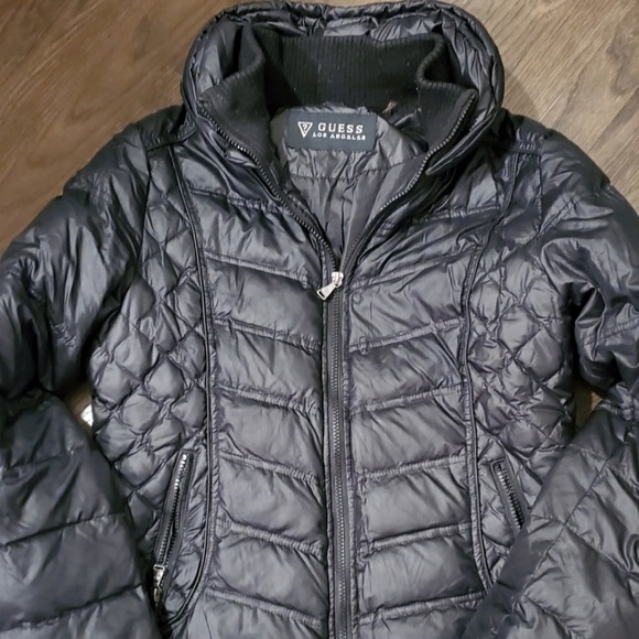 ‼️Sold‼️ Guess Puffer Jacket - Picture 3 of 6